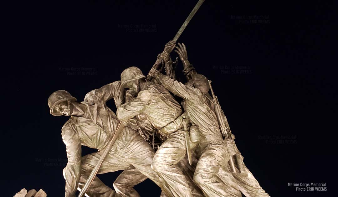 Click on image to enlarge - the US Marine Corps Memorial at night The US Marine Corps Memorial at night