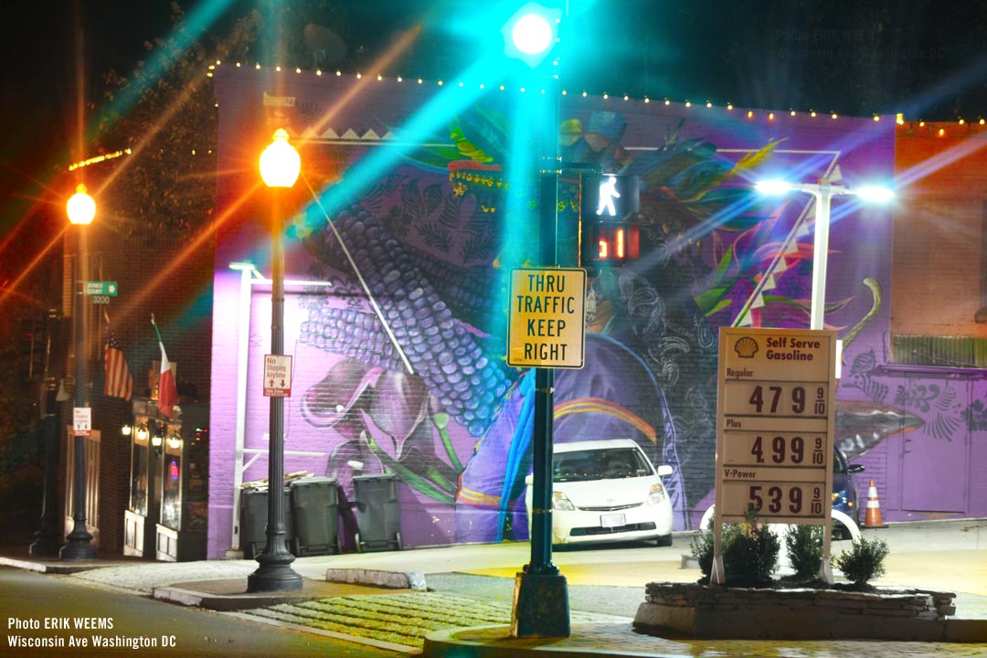 Click image to enlarge - Wisconsin Ave Gas Station at night Wisconsin Ave Gas Station at night