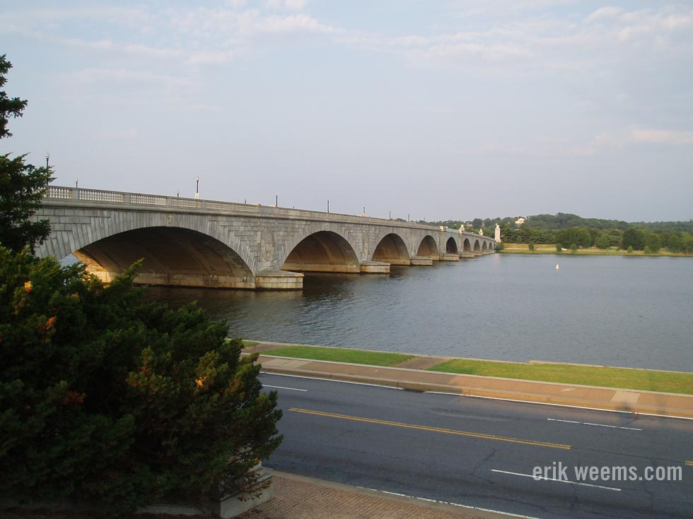 Memorial Arlington Bridge - Washington DC Memorial Arlington Bridge - Washington DC